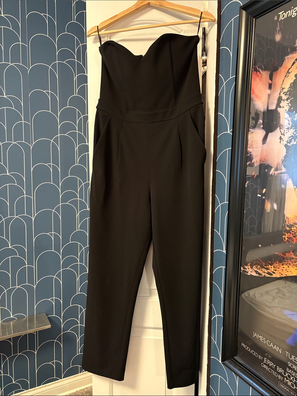 EXPRESS STRAPLESS JUMPSUIT 💃 w/POCKETS